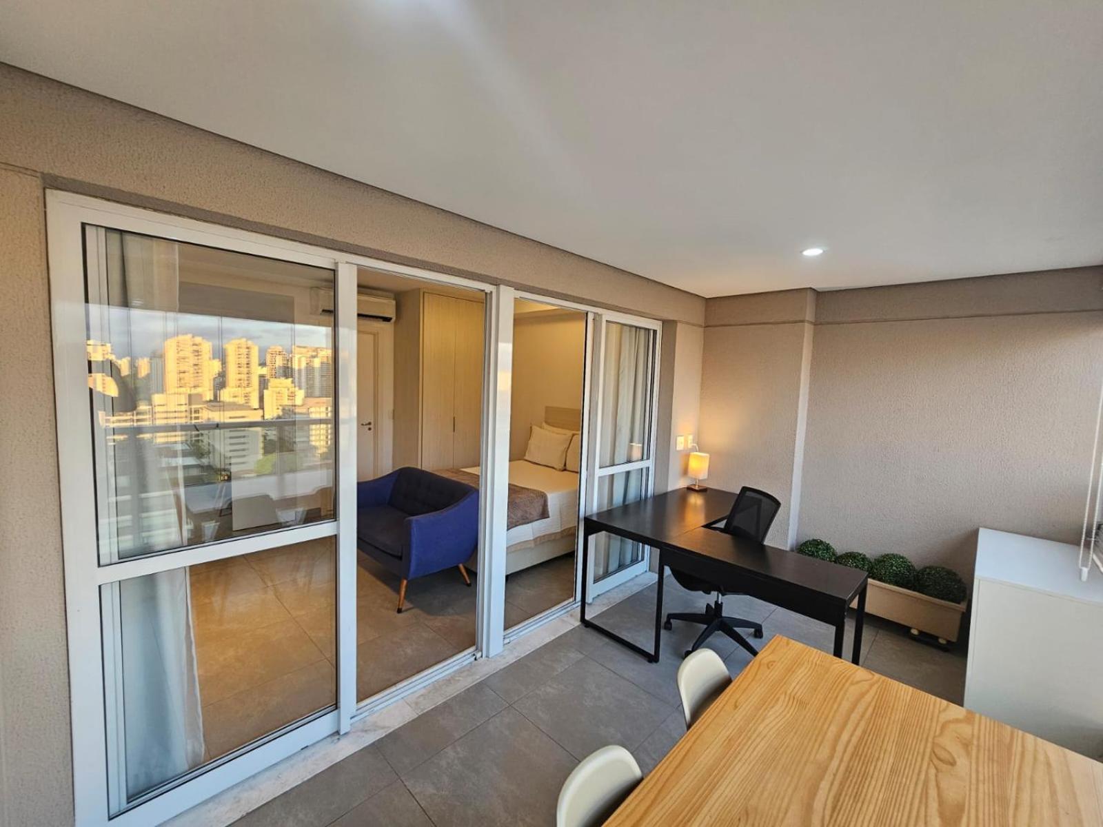 Espacoso Com Varanda - Brooklin Apartment Sao Paulo